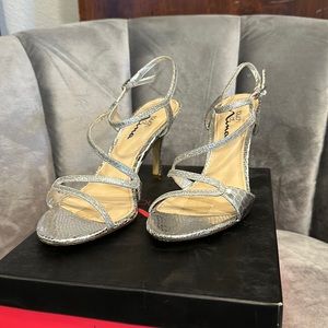 Touch of Nina glitter heels